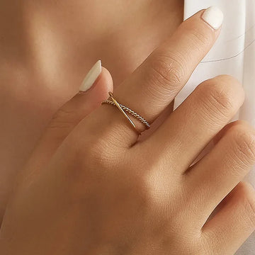 Trendy Creative Twisted Double Ring Titanium Steel Ring Versatile Ladies Finger Ring Fashionable Accessory Gift